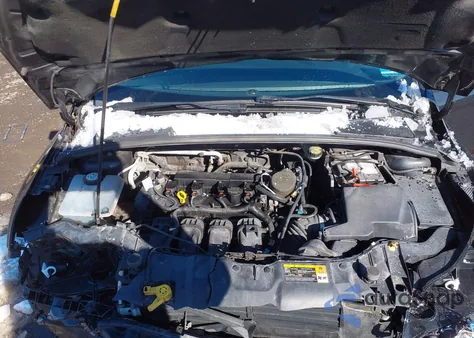 2014 Ford Focus Se z USA, uszkodzony, nr VIN 1FADP3F27EL141408